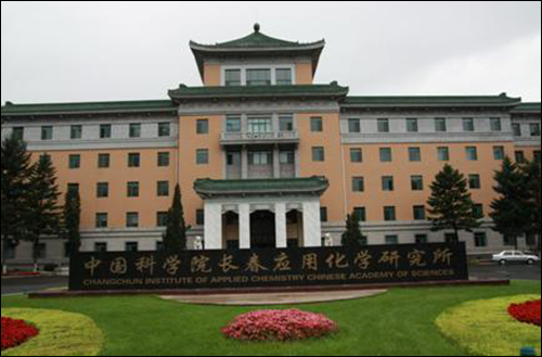 u=2992125782,998677728&fm=23&gp=0