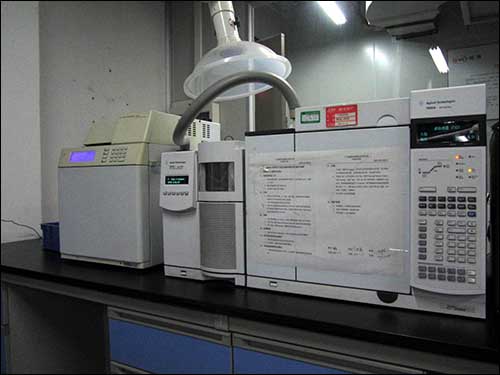 20顶空-气相色谱(FID)联用仪